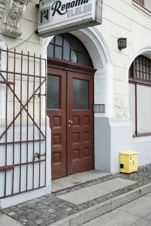 Wilhelmstadt Apartment 60m Toruń - PARKING - Exterior foto