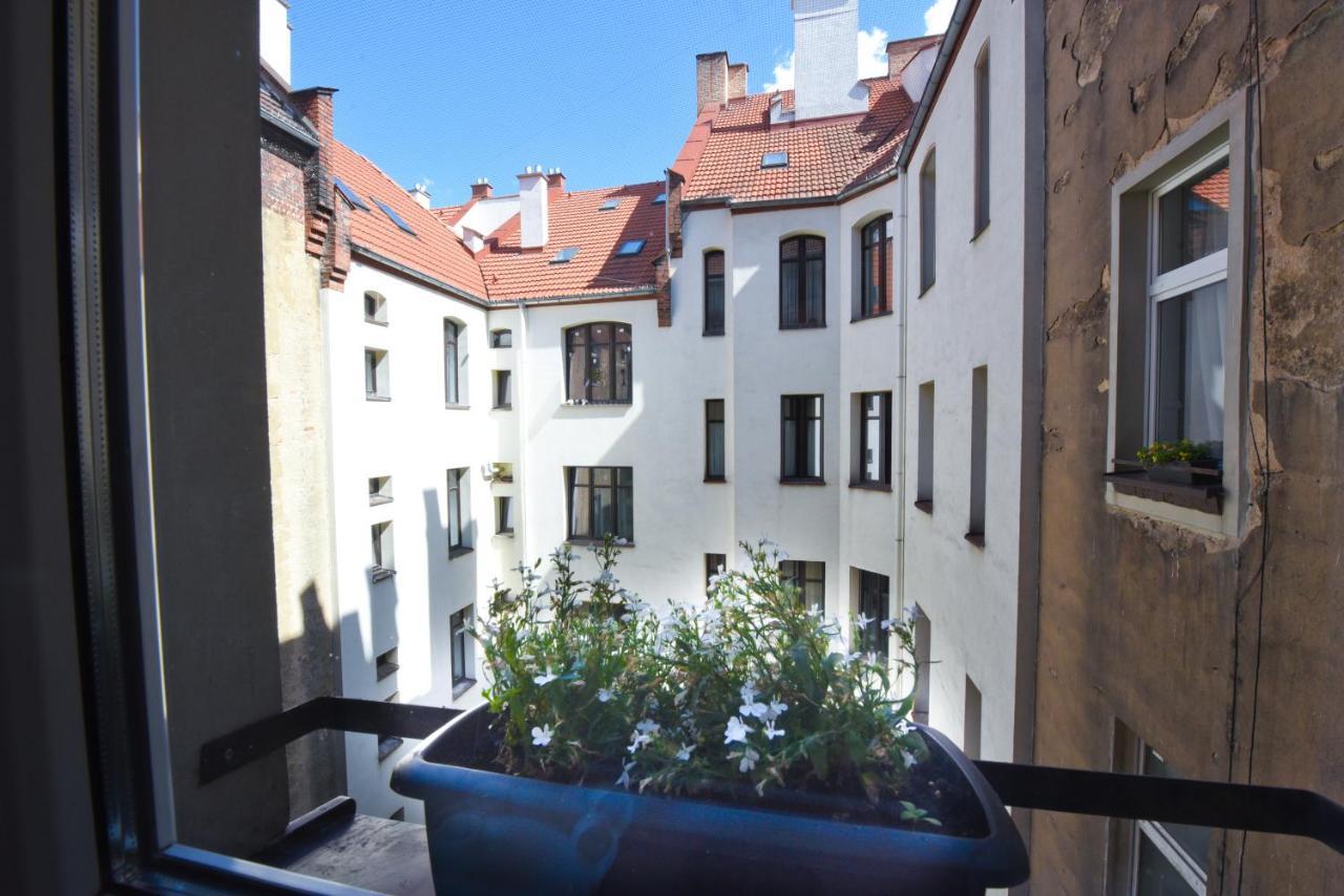 Wilhelmstadt Apartment 60m Toruń - PARKING - Exterior foto